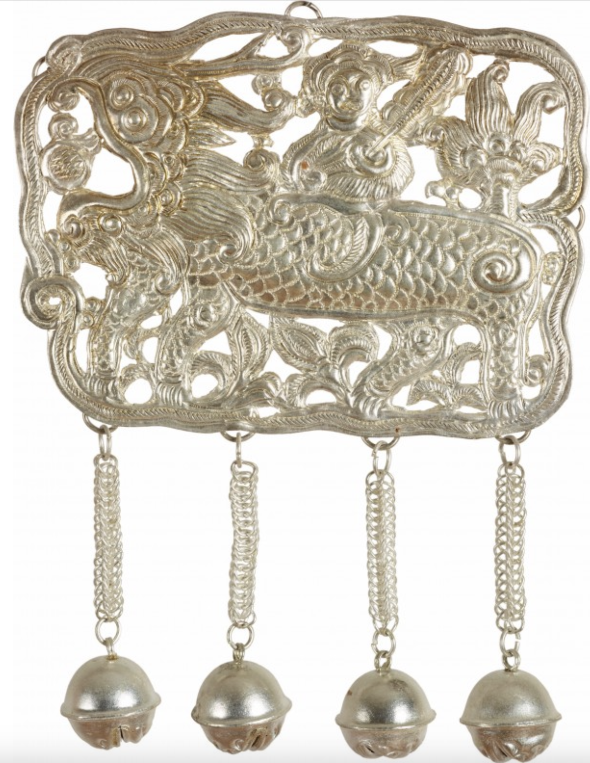 苗族“麒麟送子 ”银衣片